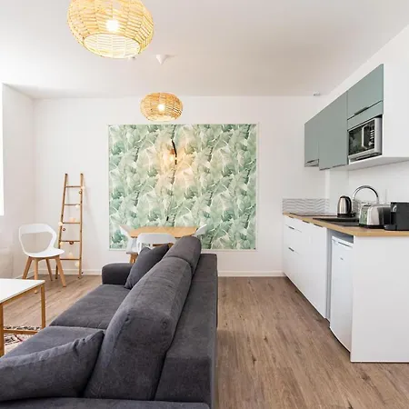 Fontaines De D'agen Centre Netflix Proche Parking Gratuit Valence (Tarn-et-Garonne)