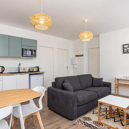 Fontaines De D'agen Centre Netflix Proche Parking Gratuit * Valence (Tarn-et-Garonne)