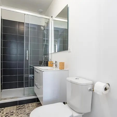 Fontaines De D'agen Centre Netflix Proche Parking Gratuit