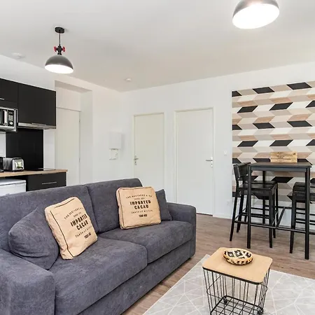 Fontaines De D'agen Centre Netflix Proche Parking Gratuit * Valence (Tarn-et-Garonne)