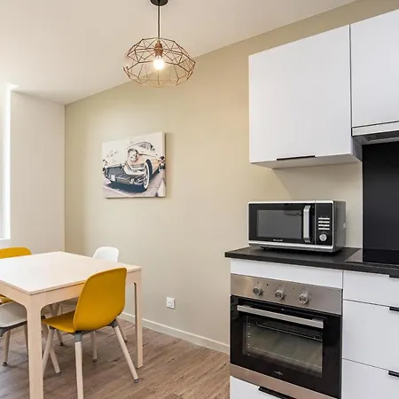 Fontaines De D'agen Centre Netflix Proche Parking Gratuit Valence (Tarn-et-Garonne)