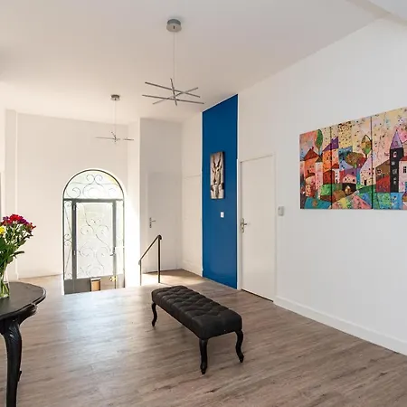 Fontaines De D'agen Centre Netflix Proche Parking Gratuit * Valence (Tarn-et-Garonne)