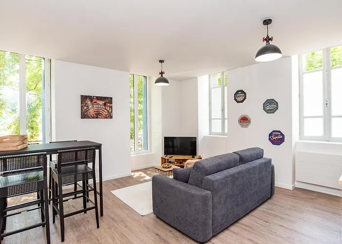 Fontaines De D'agen Centre Netflix Proche Parking Gratuit *