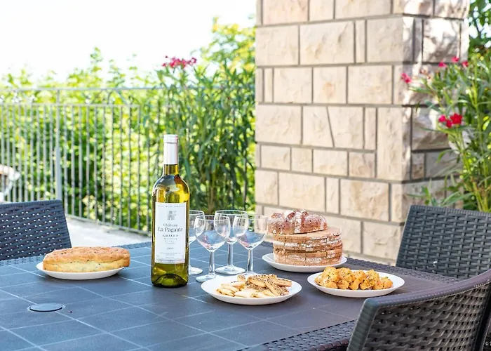 Fontaines De D'agen Centre Netflix Proche Parking Gratuit Апартаменты