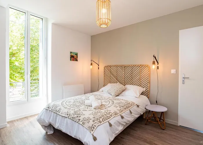 Fontaines De D'agen Centre Netflix Proche Parking Gratuit *